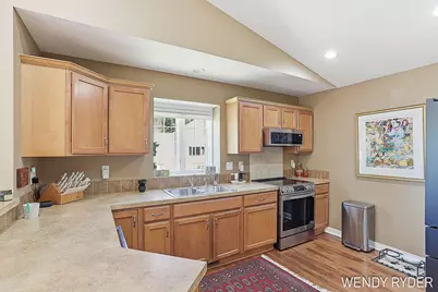 245 E Timberlake Drive, Holland, MI 49424 - Photo 6