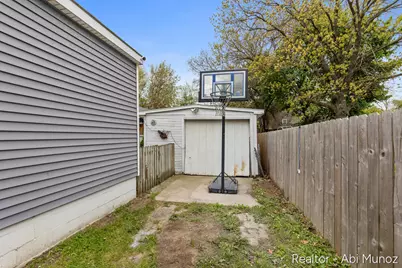 354 Brown Street SW, Grand Rapids, MI 49507 - Photo 30