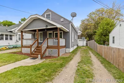354 Brown Street SW, Grand Rapids, MI 49507 - Photo 2
