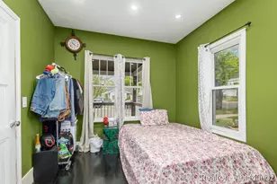 354 Brown St SW, Grand Rapids, MI 49507 - Photo 12
