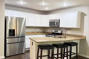 50508 Beechwood Ct, Plymouth, MI 48170 - Photo 10