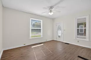 610 Backus St, Jackson, MI 49202 - Photo 24