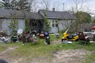 1561 Beidler St, Muskegon, MI 49441 - Photo 2