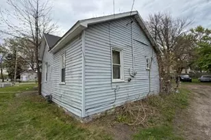 1561 Beidler St, Muskegon, MI 49441 - Photo 4