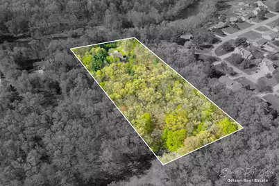8717 River Oaks Circle, Greenville, MI 48838 - Photo 6