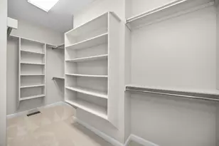 22273 Abington Dr, Farmington Hills, MI 48335 - Photo 20
