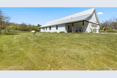 11117 W Snows Lake Road, Greenville, MI 48838 - Photo 22