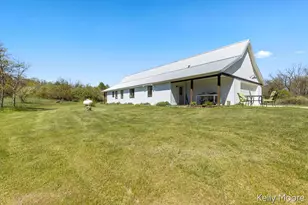 11117 W Snows Lake Rd, Greenville, MI 48838 - Photo 22