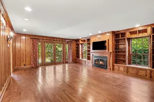 2203 Sheffield Dr, Kalamazoo, MI 49008 - Photo 4