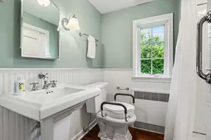 2203 Sheffield Dr, Kalamazoo, MI 49008 - Photo 16