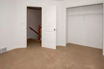 1401 Whispering Trail, Benton Harbor, MI 49022 - Photo 22