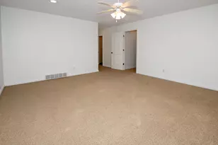 1401 Whispering Trail, Benton Harbor, MI 49022 - Photo 30