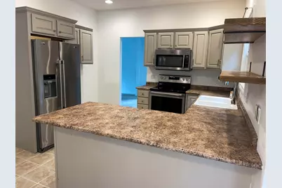 1401 Whispering Trail, Benton Harbor, MI 49022 - Photo 10