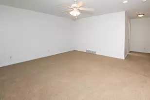 1401 Whispering Trail, Benton Harbor, MI 49022 - Photo 34