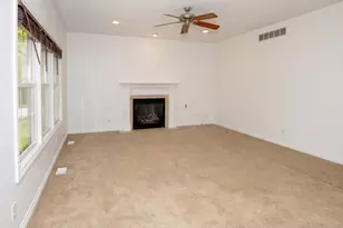 1401 Whispering Trail, Benton Harbor, MI 49022 - Photo 14