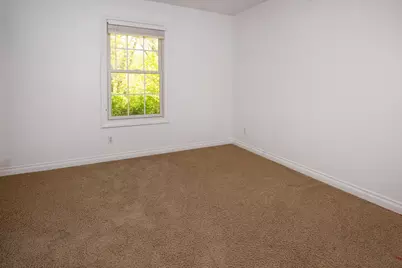 1401 Whispering Trail, Benton Harbor, MI 49022 - Photo 20