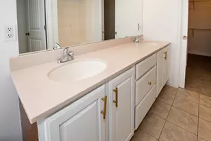 1401 Whispering Trail, Benton Harbor, MI 49022 - Photo 34