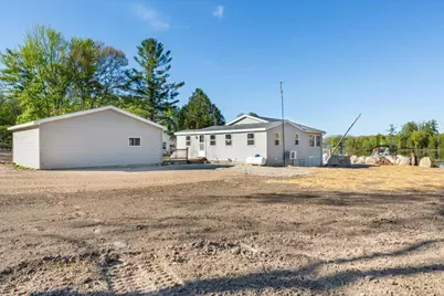 136 Pleasant Drive, Six Lakes, MI 48886 - Photo 8