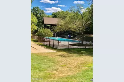 4040 Greenleaf Circle #410, Kalamazoo, MI 49008 - Photo 36