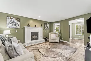7560 Melinda Ct SE, Byron Center, MI 49315 - Photo 10