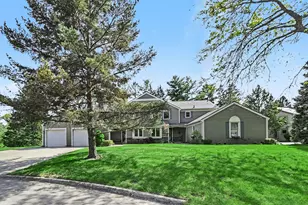 7117 Medallion Dr, Lansing, MI 48917 - Photo 18
