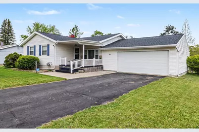 517 Ives Avenue, Big Rapids, MI 49307 - Photo 2