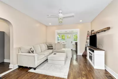 156 W Beech Street NE, Cedar Springs, MI 49319 - Photo 4