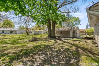 1081 Vick Road, Norton Shores, MI 49441 - Photo 26