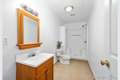 2038 Palmerton Court NE, Grand Rapids, MI 49505 - Photo 26
