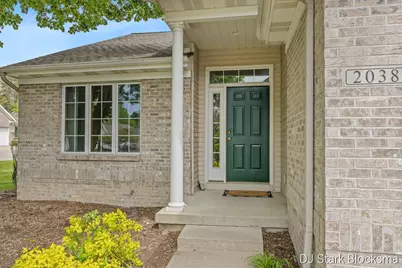 2038 Palmerton Court NE, Grand Rapids, MI 49505 - Photo 4