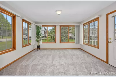 2038 Palmerton Court NE, Grand Rapids, MI 49505 - Photo 14