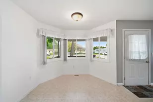 2105 Carlton Blvd, Jackson, MI 49203 - Photo 22
