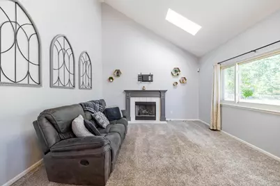 22006 Cherrywood Road, Woodhaven, MI 48183 - Photo 14
