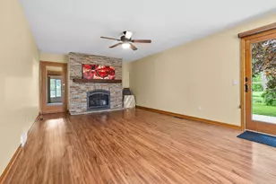 5471 Gatwick Ct, Kalamazoo, MI 49009 - Photo 8