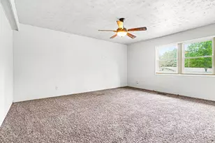 10165 S 29th St, Scotts, MI 49088 - Photo 14