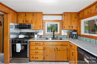 8175 S Island View Drive, Newaygo, MI 49337 - Photo 14