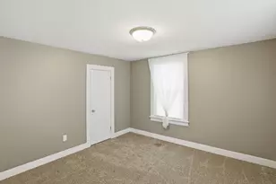 34 Myrtle Ave, Battle Creek, MI 49037 - Photo 34