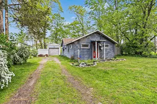 58858 River Heights Dr, Three Rivers, MI 49093 - Photo 2