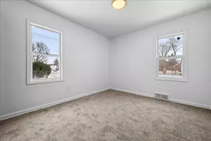 7600 Penrod St, Detroit, MI 48228 - Photo 14