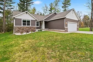 1161 N Hillside Dr, Ludington, MI 49431 - Photo 32