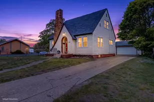 1216 W Broadway Ave, Muskegon, MI 49441 - Photo 24