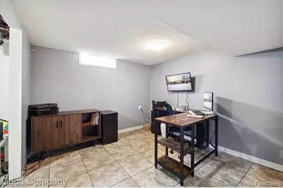 2410 Middlefield Road, Trenton, MI 48183 - Photo 44