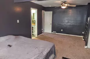2410 Middlefield Rd, Trenton, MI 48183 - Photo 34