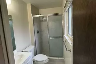 37102 Aberdeen Dr, Sterling Heights, MI 48312 - Photo 8
