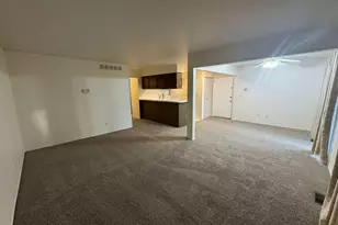 37102 Aberdeen Dr, Sterling Heights, MI 48312 - Photo 6