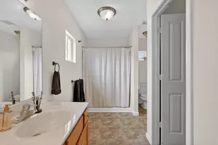 2110 Kensington Park Cir, Holland, MI 49423 - Photo 16