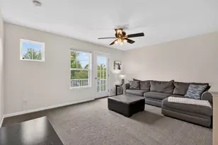 2110 Kensington Park Cir, Holland, MI 49423 - Photo 14