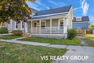 508 Monroe Ave, Grand Haven, MI 49417 - Photo 2
