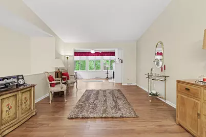 139 Bridgewood Drive, Battle Creek, MI 49015 - Photo 8