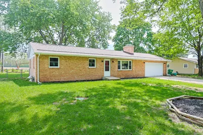 827 E Park Drive, Niles, MI 49120 - Photo 1